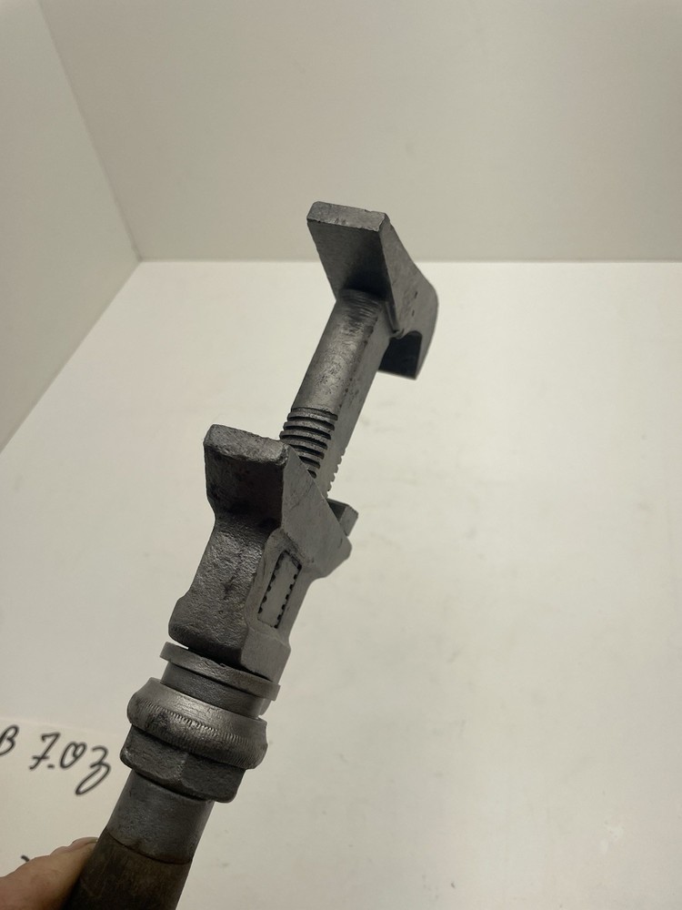 Vintage Bemis & Call Co. Adjustable Pipe Wrench 16