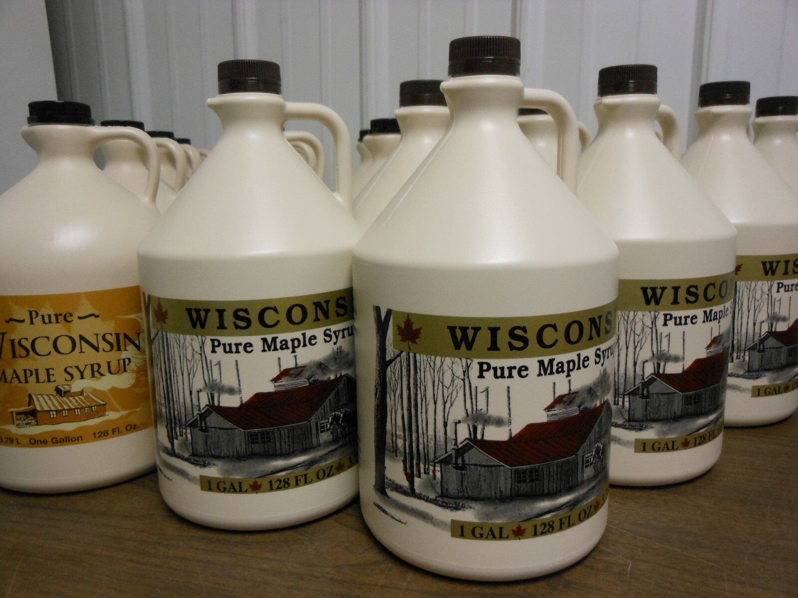 One Gallon 100% Pure Wisconsin Maple Syrup Grade A Dark Amber/Dark Robust Taste