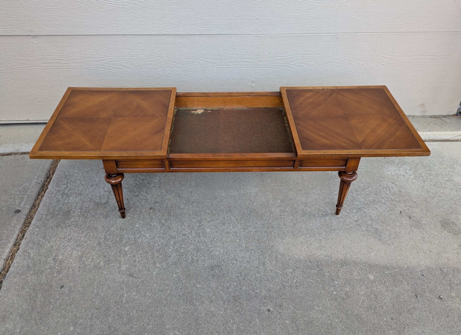 Vintage 1955 Lane Sliding Top Cocktail Coffee Table w Hidden Storage MCM 370