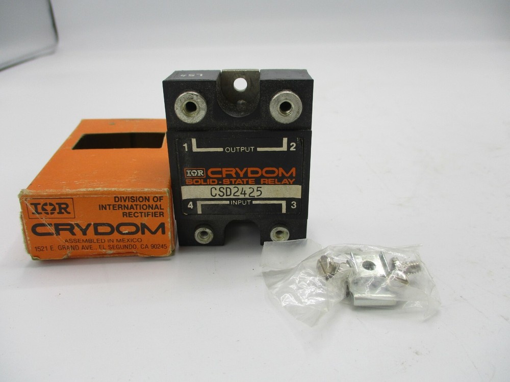 NEW CRYDOM CSD2425 SOLID STATE RELAY