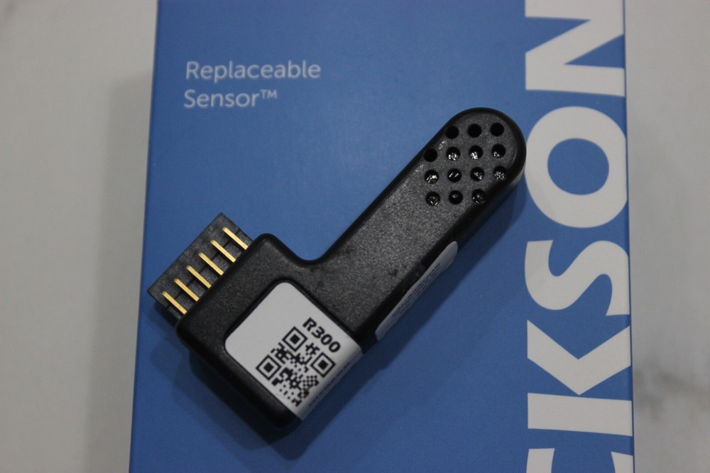Dickson R300 Data Logger Ambient Temperature Sensor Right Angle