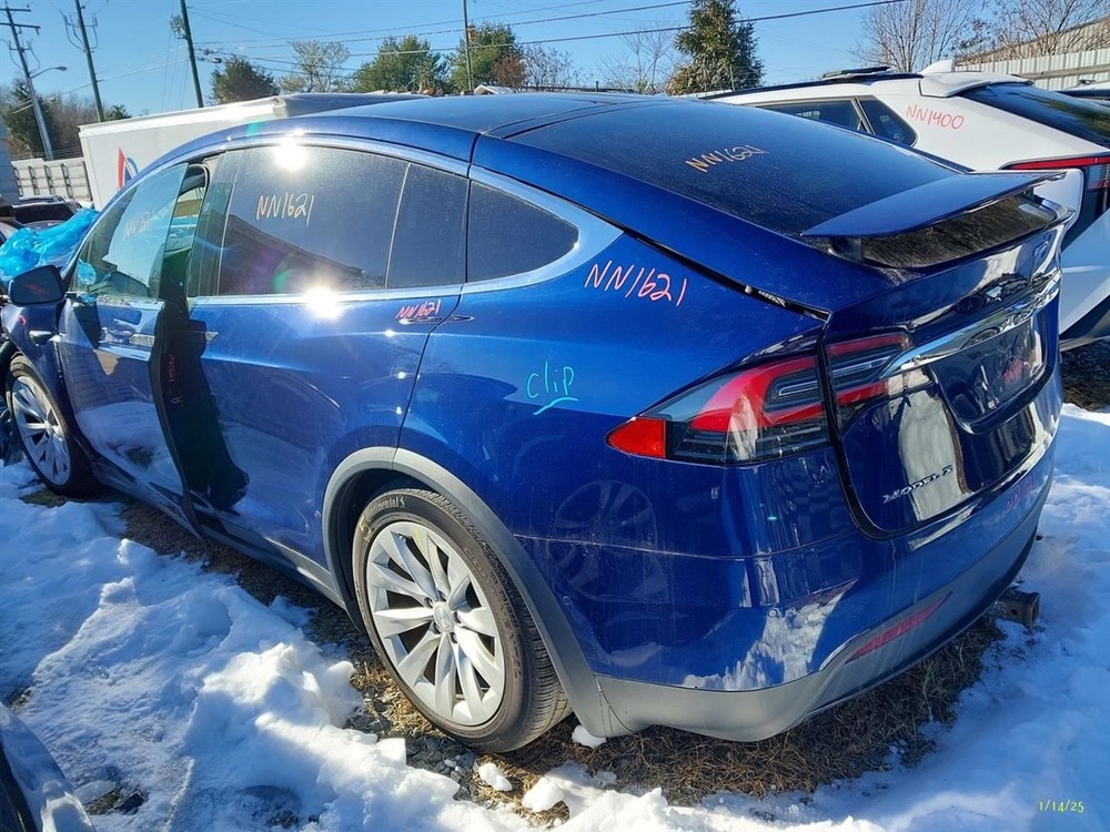 TESLA X 2017 Camera/Projector 3412805