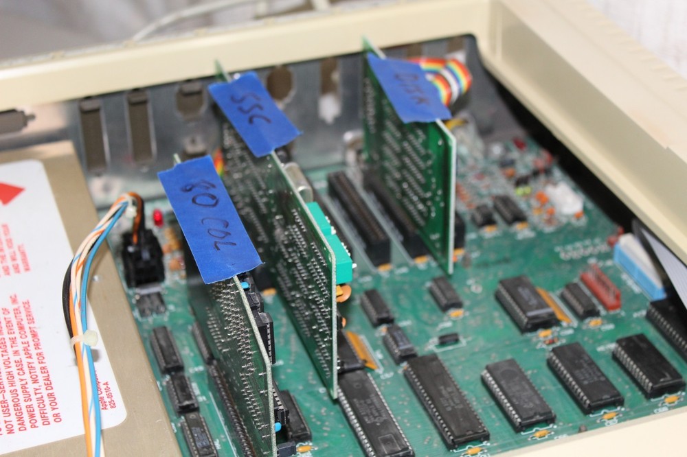 Apple IIe Computer 80-Col Card Disk II Controller Super Serial Tested