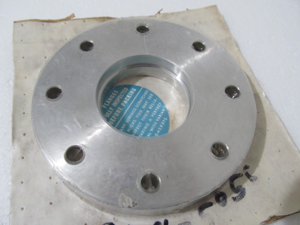 Varian 4.5" Conflat CF x 2" Bore, Through Hole UHV Vacuum Fitting