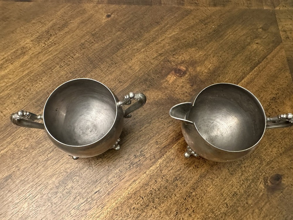 Vintage silverplate Cream & Sugar Bowls 3” Tall Footed