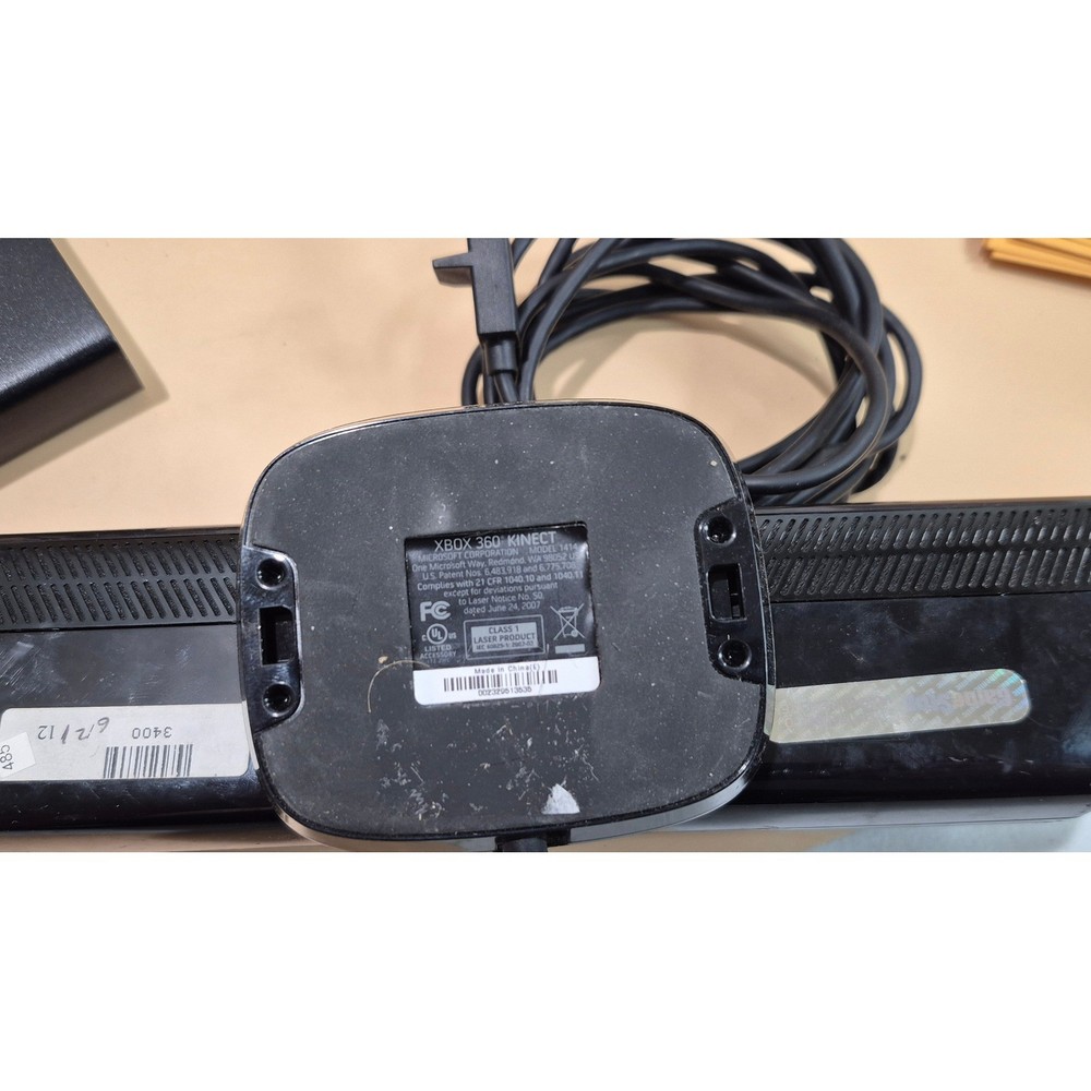 Microsoft Xbox 360 Kinect Sensor Model 1414 Motion Cap with Power Adapter Black