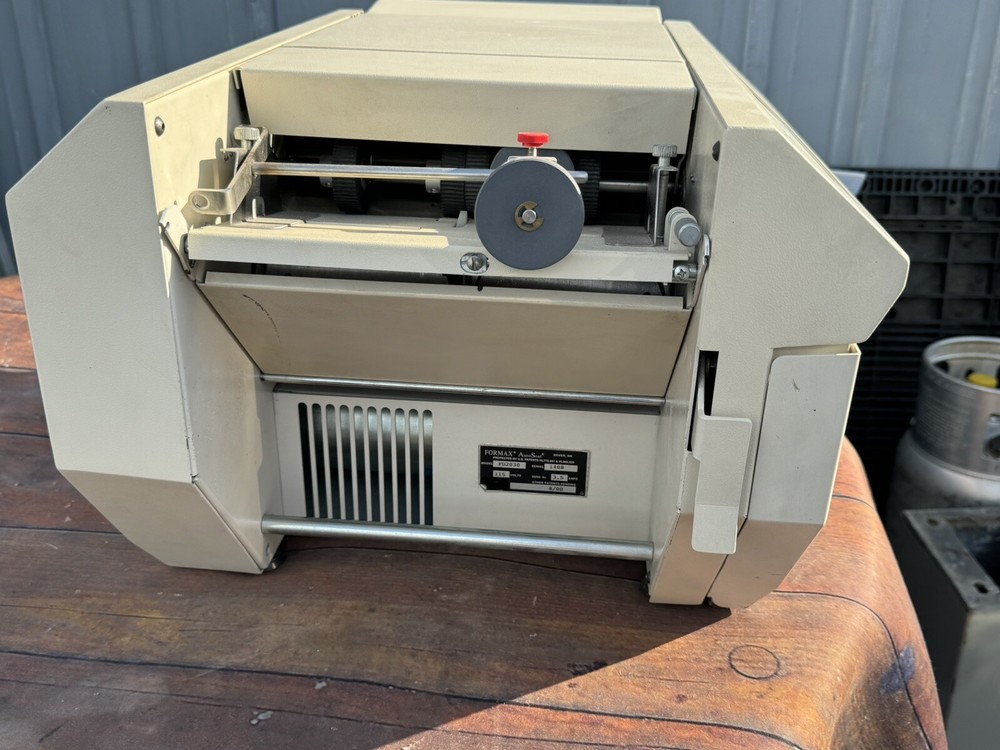 Formax FD-2030 Folder/Pressure Sealer Missing conveyor Untested