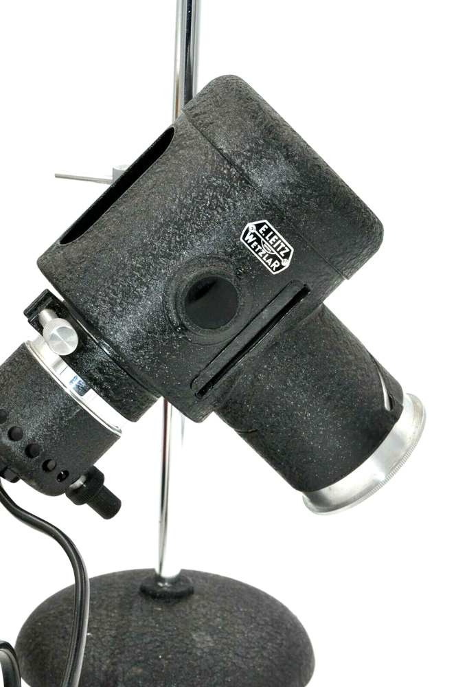 LEITZ TABLETOP ILLUMINATOR "MINT". ANTIQUE