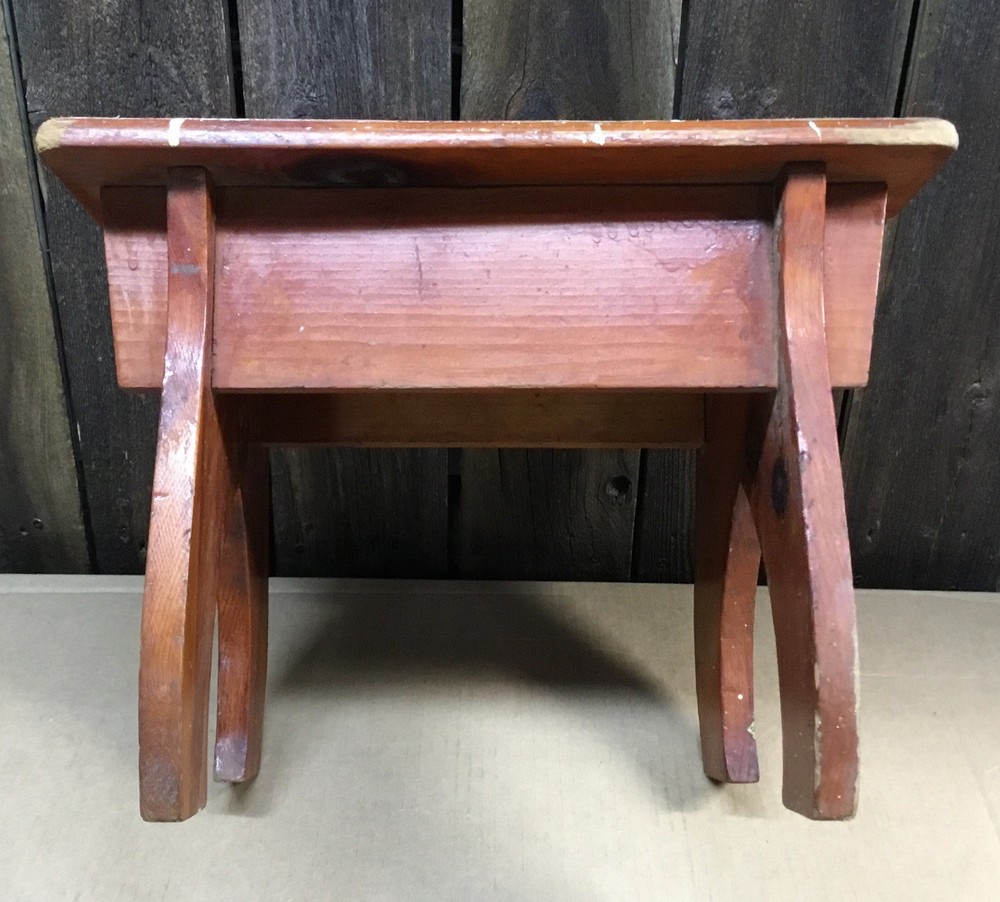 Vintage Foot Step Stool Old Primitive Plant Stand Table Riser………[S3-1]