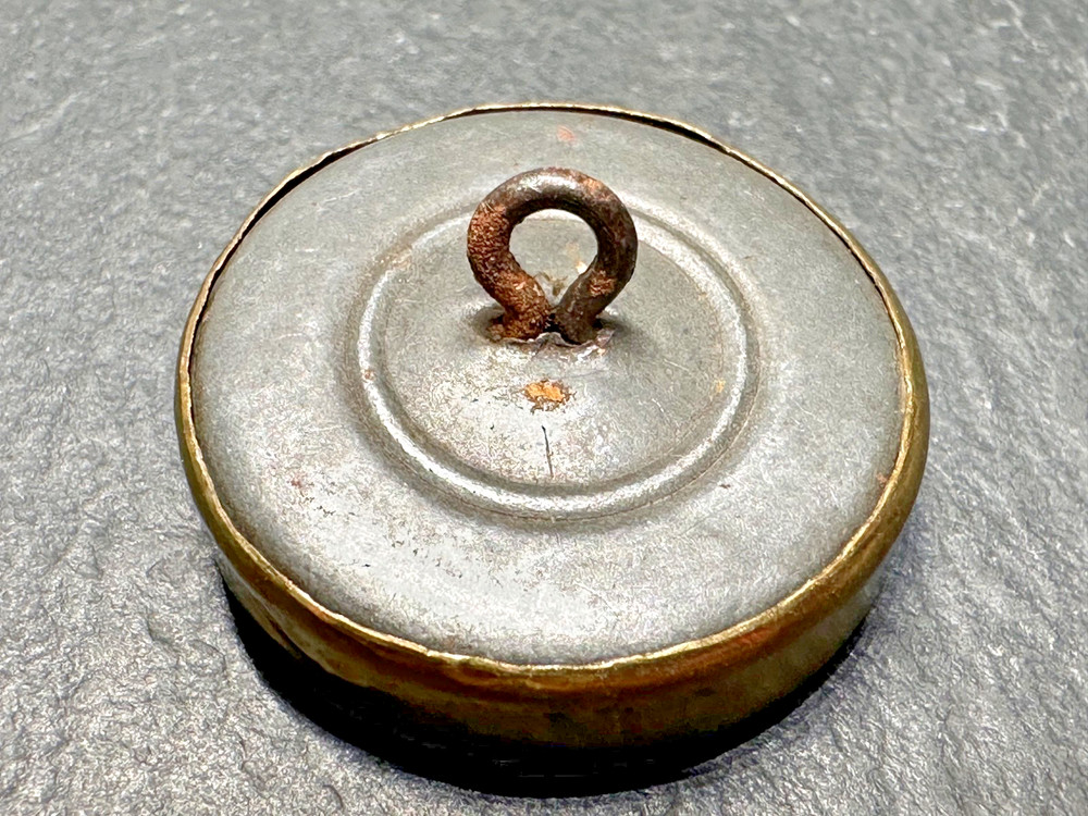 2 DIFFERENT ANTIQUE ROUND METAL SHANK BUTTON WITH PATTERNED CENTER I305