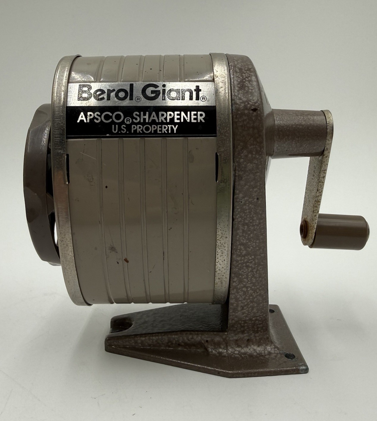 Vtg Berol Giant APSCO 6 Hole Pencil Sharpener Wall Mount Mid-Century USA