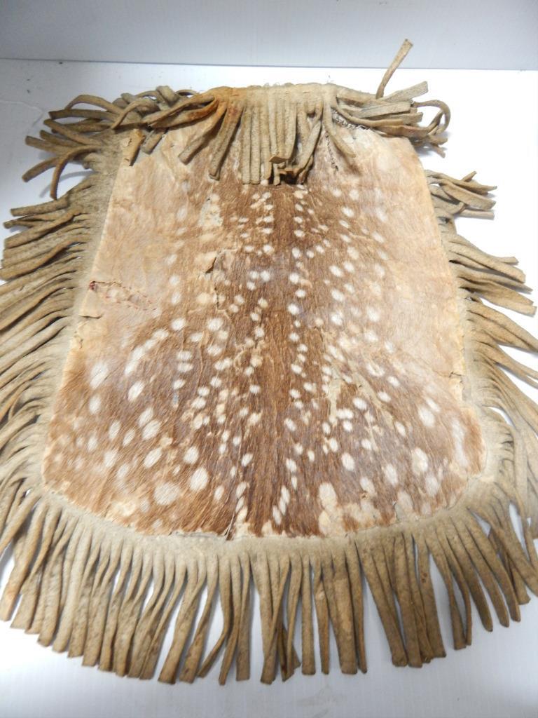 ANTIQUE 1890s BLACKFEET (PIKUNI) PLAINS INDIAN POUCH DOE HIDE POUCH / BAG