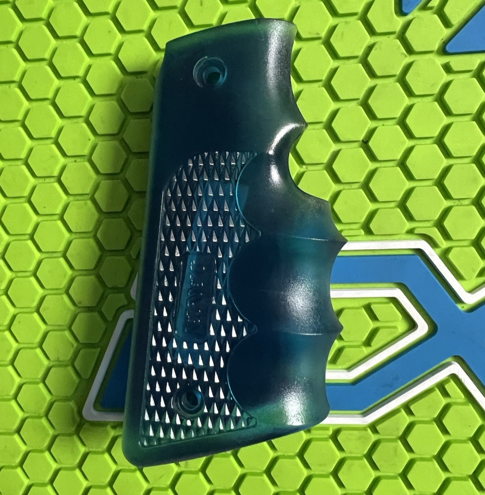 JAVA SPYDER KINGMAN PAINTBALL MARKER 45* GRIPS - TRANSPARENT BLUE