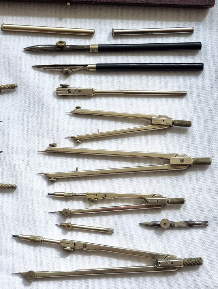 VINTAGE CASED SET HALDEN PREMIER DRAWING INSTRUMENTS FLAT PATTERN - BRITISH MADE