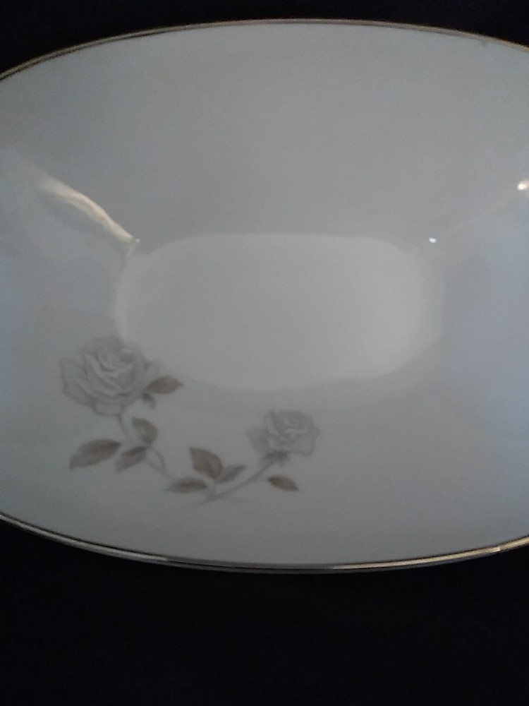 Noritake "Rosay" Serving Dish. (127)