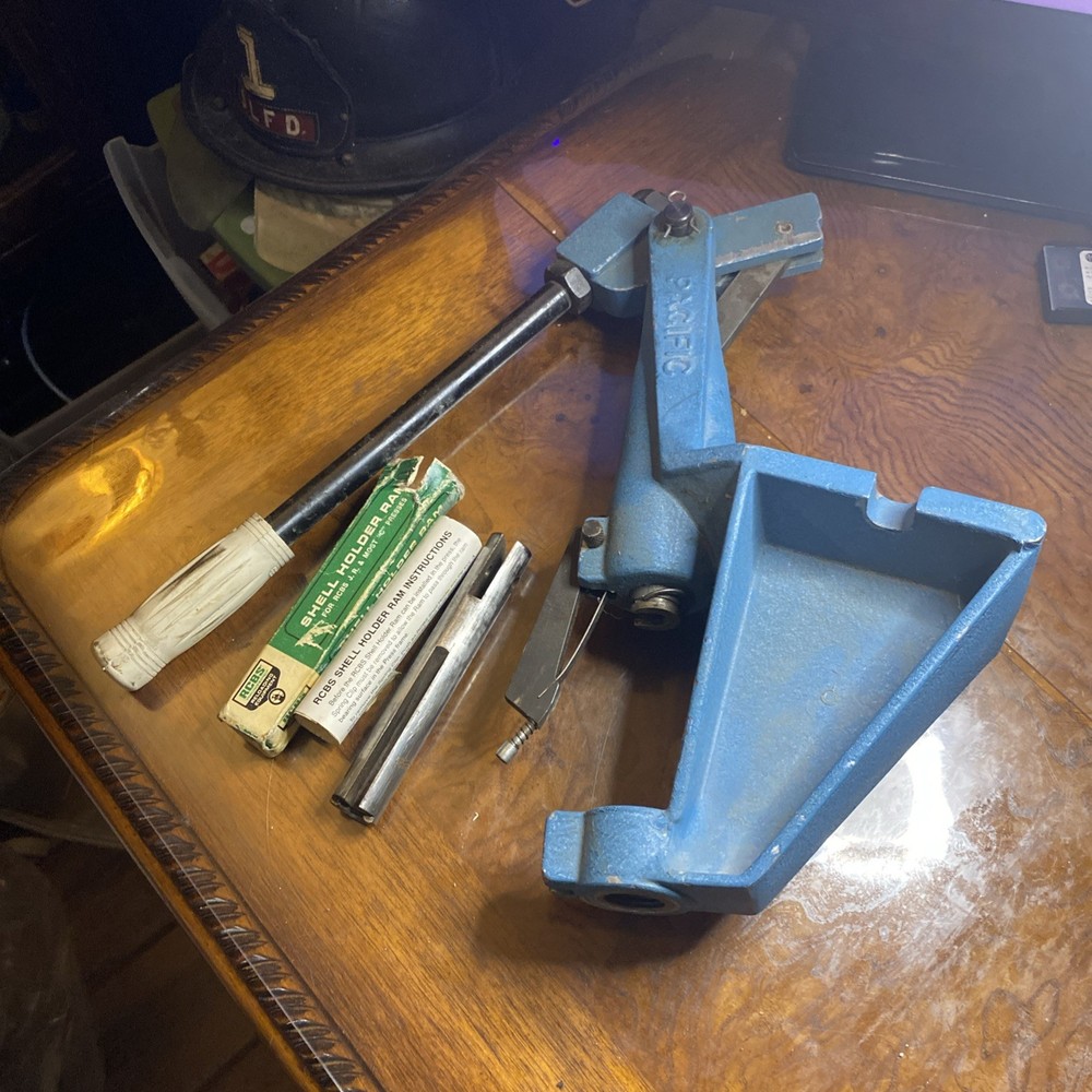 Pacific Standard Shell Reloading Press With RCBS Shell Holder Ram