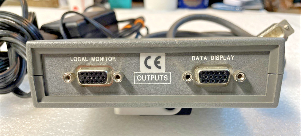 EXTRON P/2 DA2 Plus - VGA Splitter