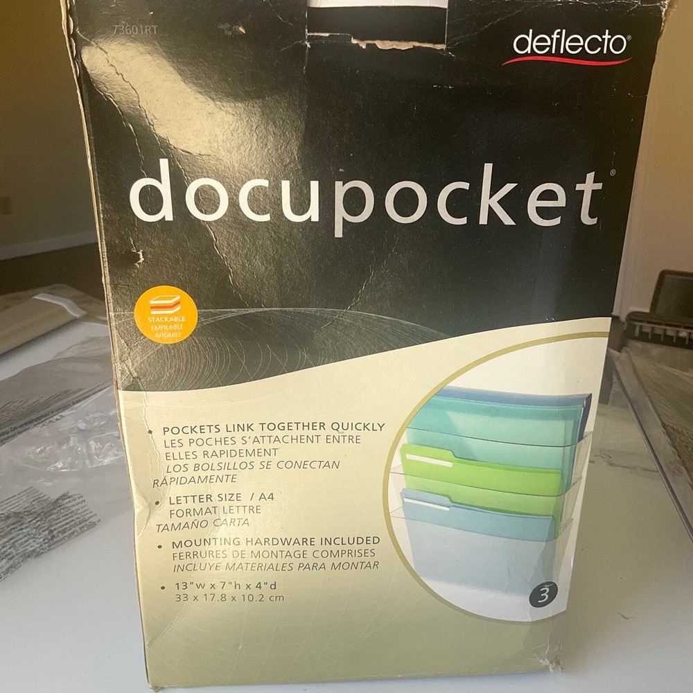 Deflecto 63601 docupocket expandable three-pocket wall file set, letter, clear