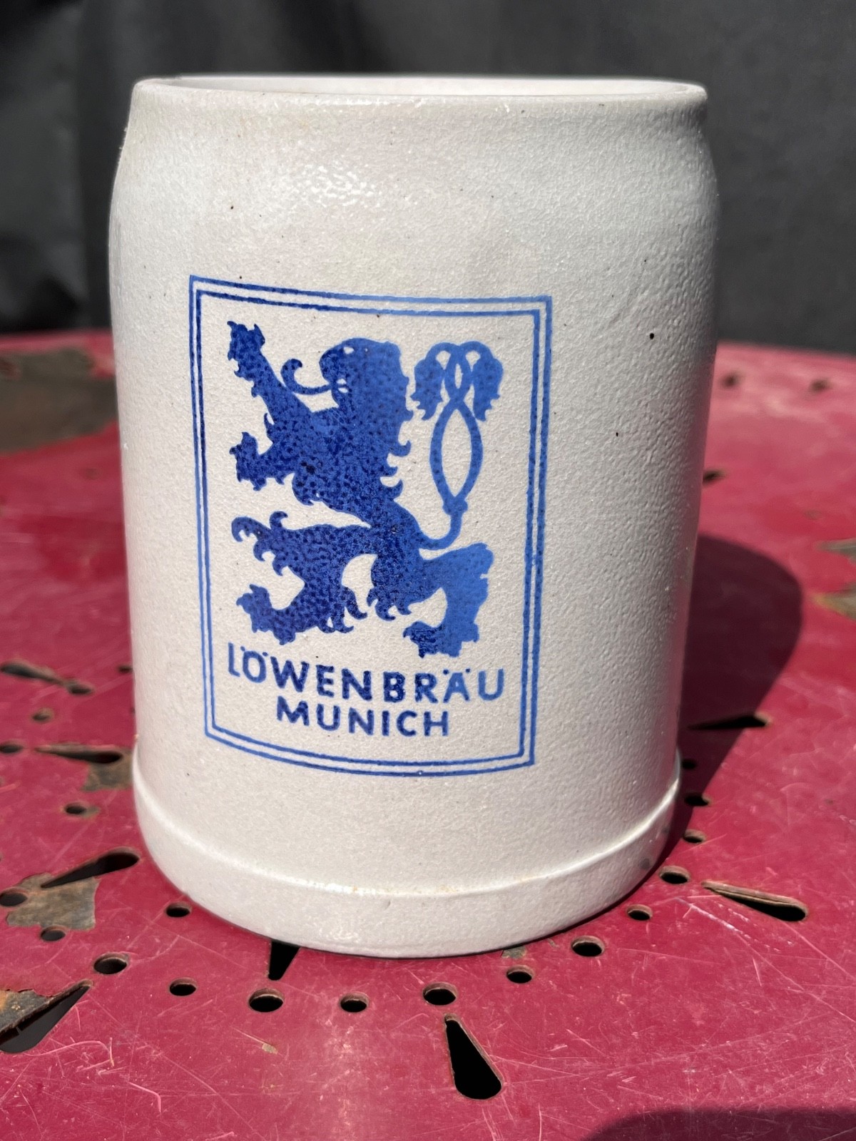 Vintage Half Liter Lowenbrau Munich Beer Stein Mug-Made In Germany 🇩🇪