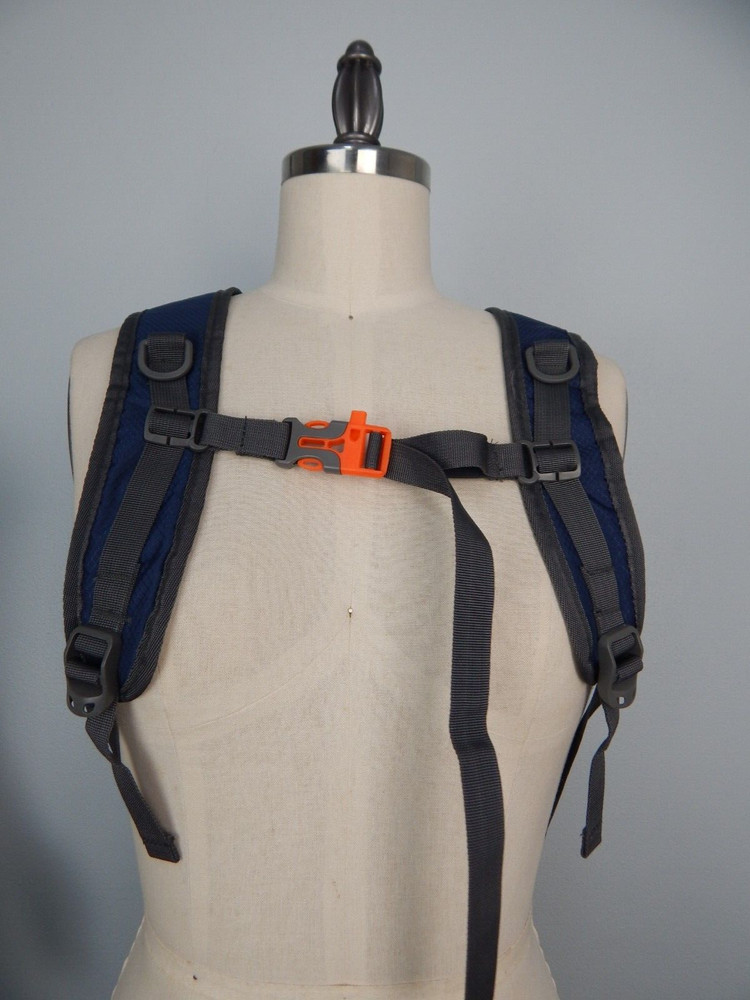 Field Operation venture pal backpack Dark Blue Ultra- Light Packable Backpack