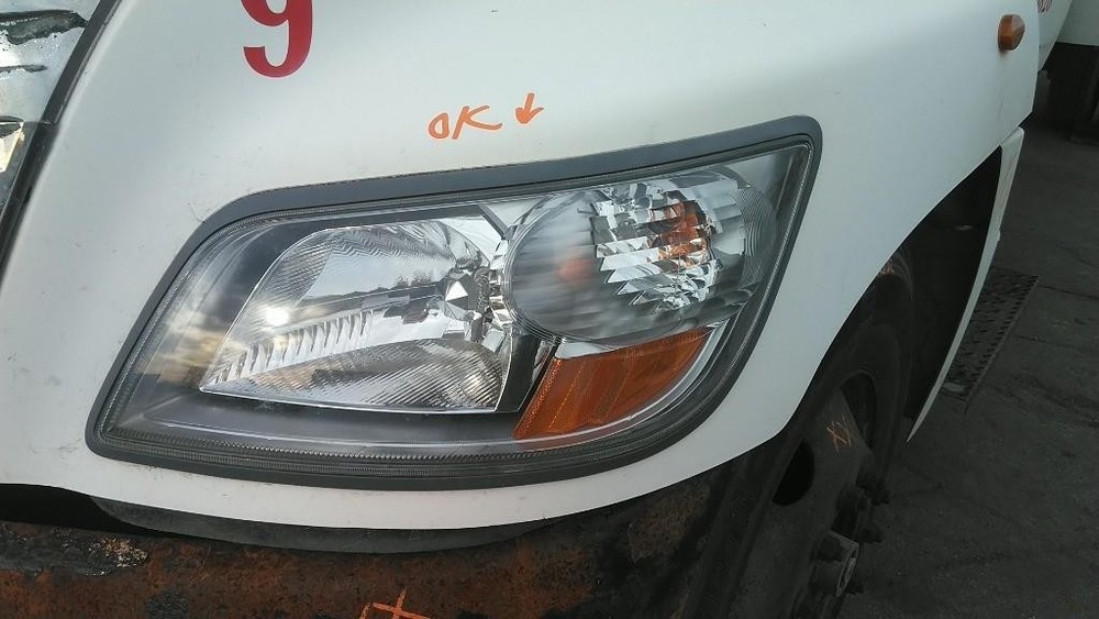 For 2007 HINO 268 2006-2018 HEADLIGHT Left ,  OH