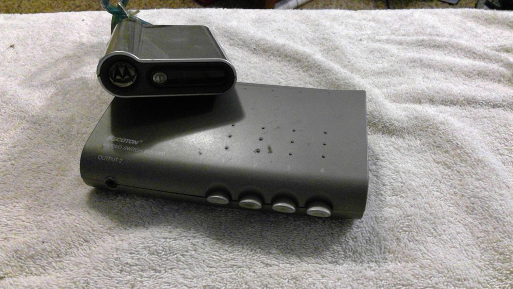 Recoton s-video switch svs1000