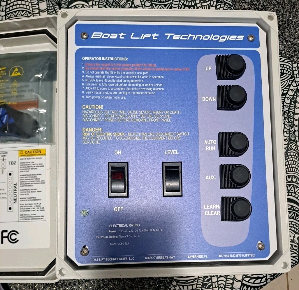 Boat Lift Technologies Boat/Dock Lift Control Box With Remote