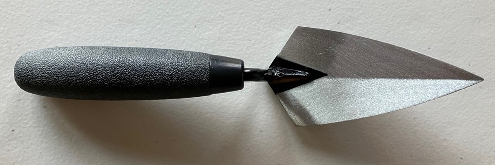 5" Trowel plastic handle