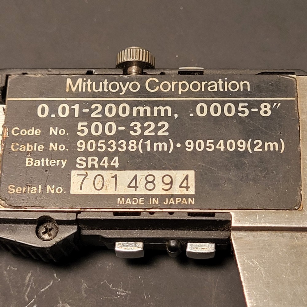 Mitutoyo digital calipers 8” 500-322 CD-8” tested with case