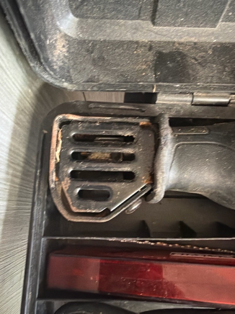 DEWALT DW304P (PSO040435)