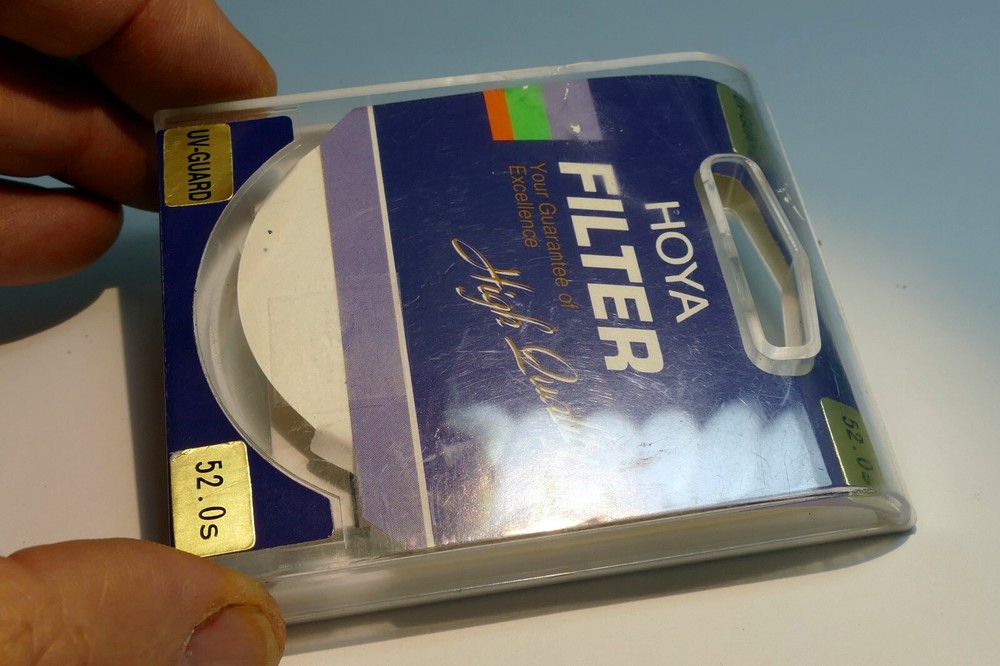 Empty Plastic CASE for HOYA 52mm UV filter - empty