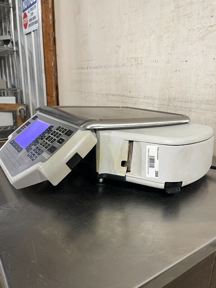 Hobart Quantum Deli Scale With Printer