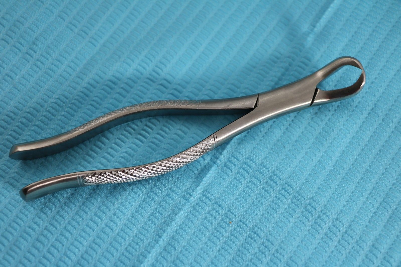 GERMAN 10 GERMAN EXTRACTING FORCEPS EXTRACTION DENTAL INSTRUMENTS-A+ QUALITY
