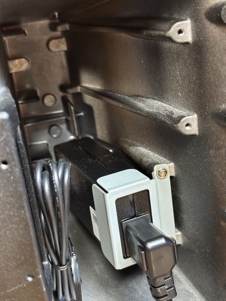 POS SYSTEM (NEEDS NEW HARD DRIVE)