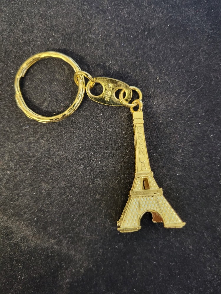 Gold Tone Eifel Tower Charm Key Chain