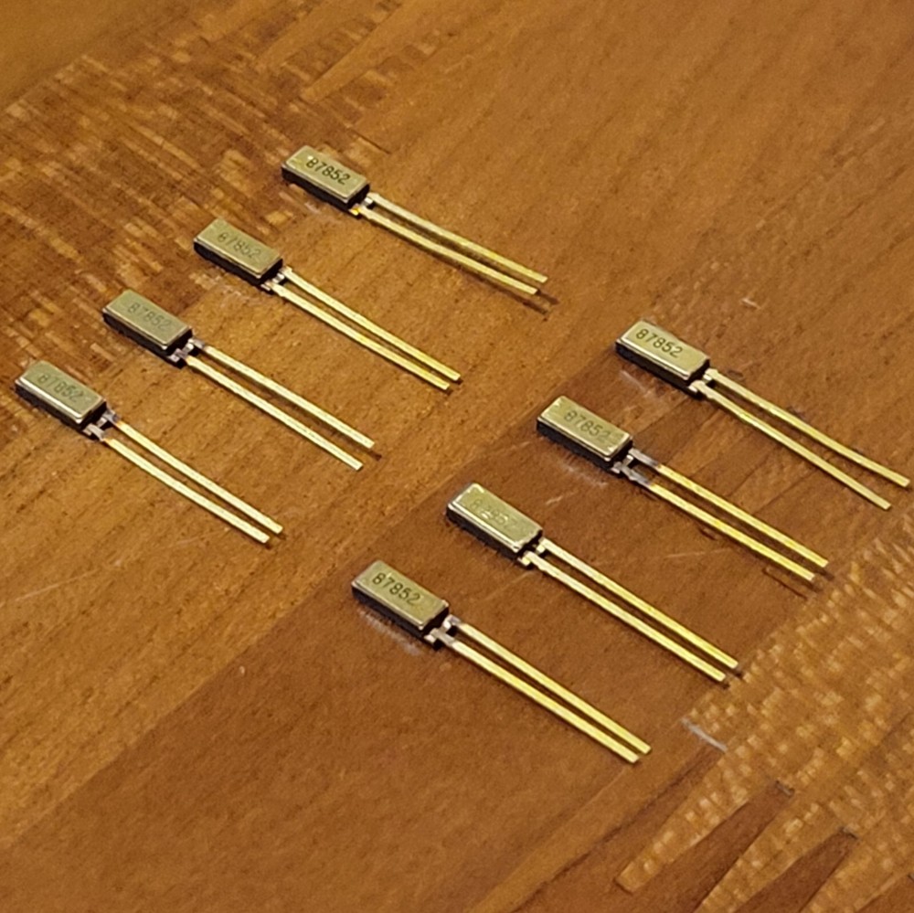 AD590KF Analog Devices Temperature Sensor Quantity 8