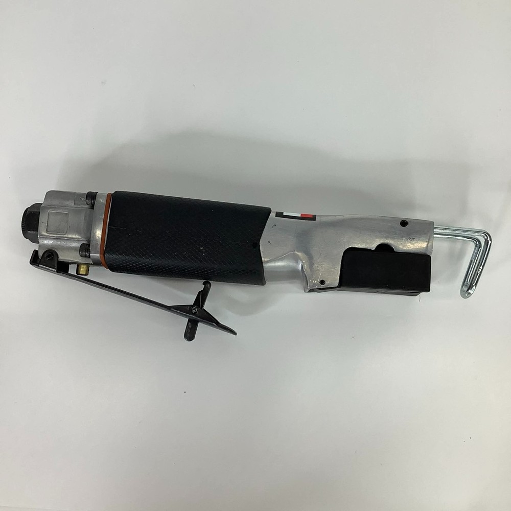 Performance Tool M660 Reciprocating Air Body Saw