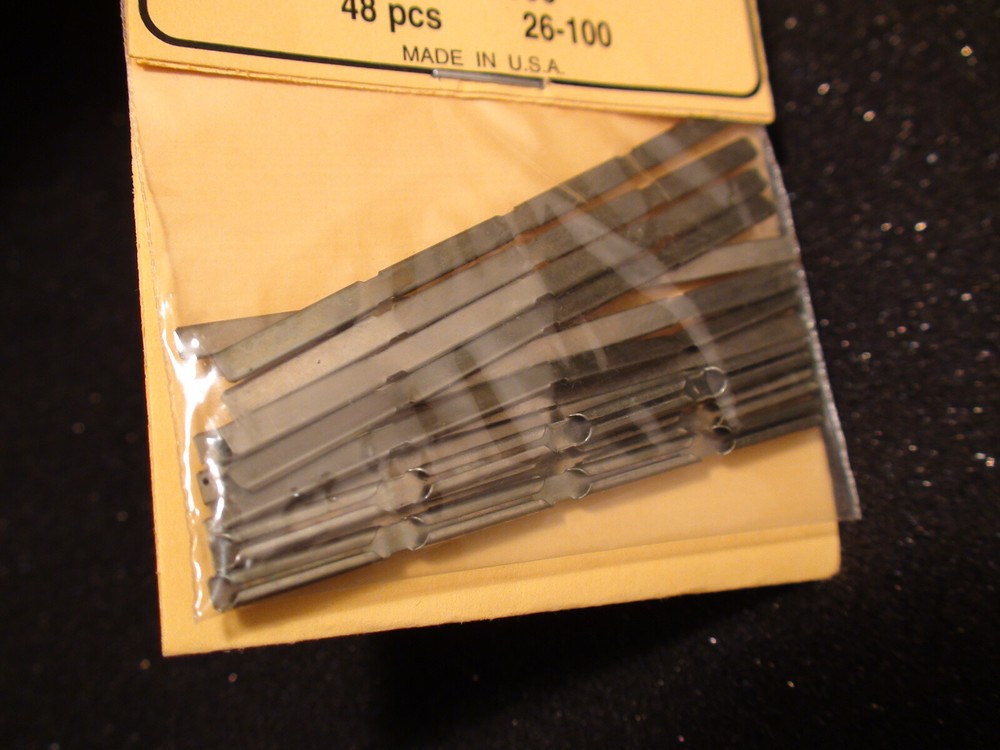 MICRO ENGINEERING #26-100 48PC RAIL JOINERS HO CODE 100 BIGDISCOUNTTRAINS