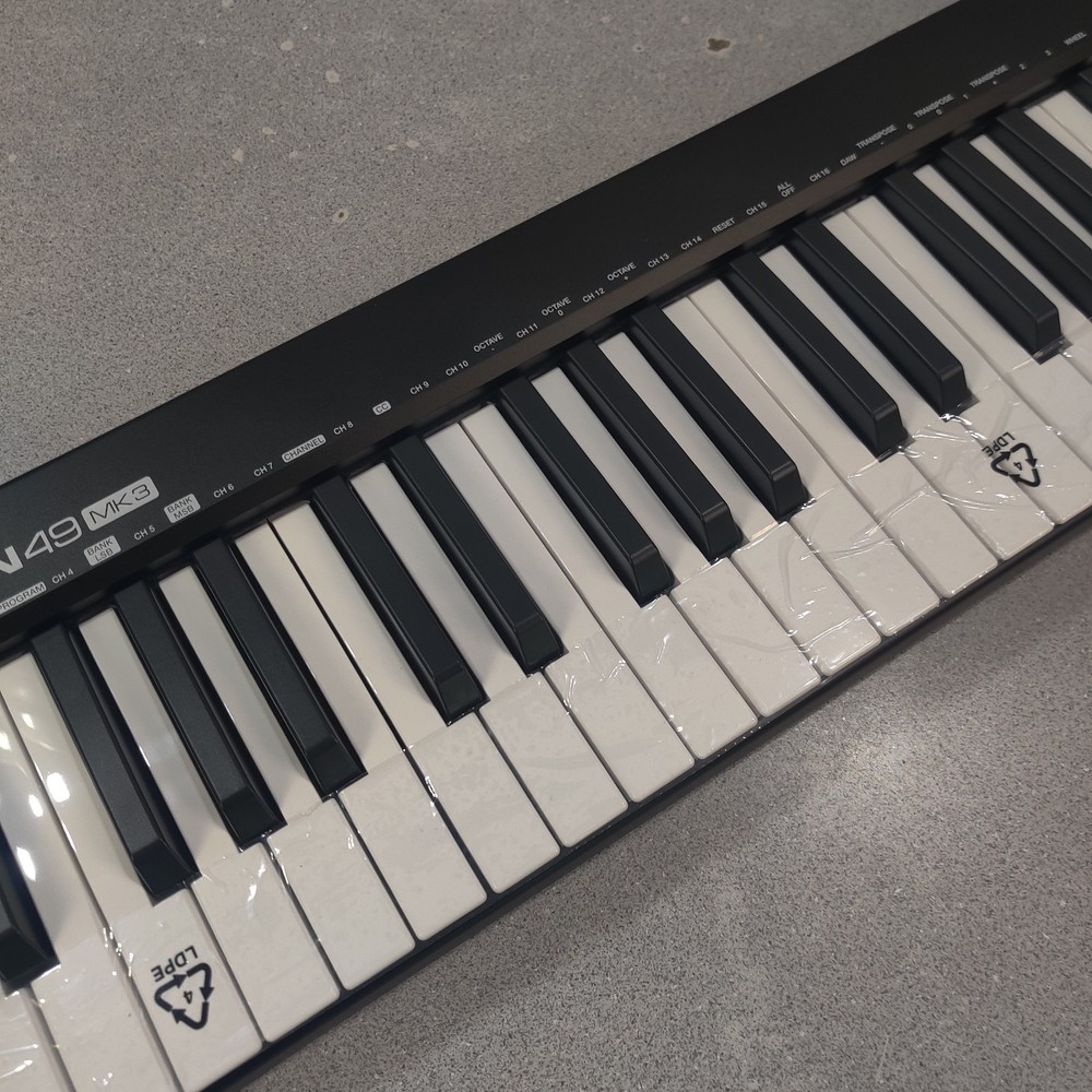 NEW OPEN BOX M-Audio Keystation 49 MK3 49-Key Keyboard Controller - FULLY TESTED