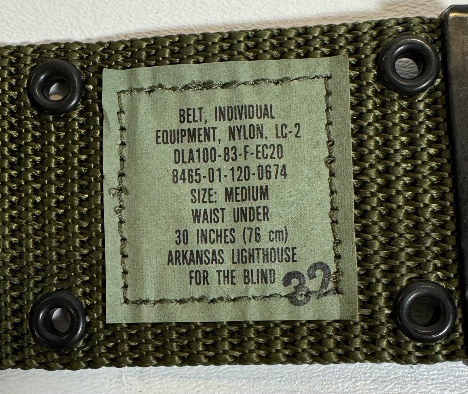 New USGI LC-2 Individual Equipment Pistol Web Belt OD Green Size Medium