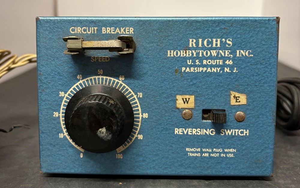 Train Reversing Control Board - Back & Forth for HO / N Gauge Model Railroads