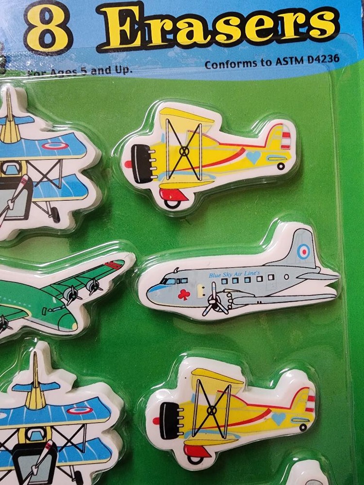 8 ERASERS PLANES