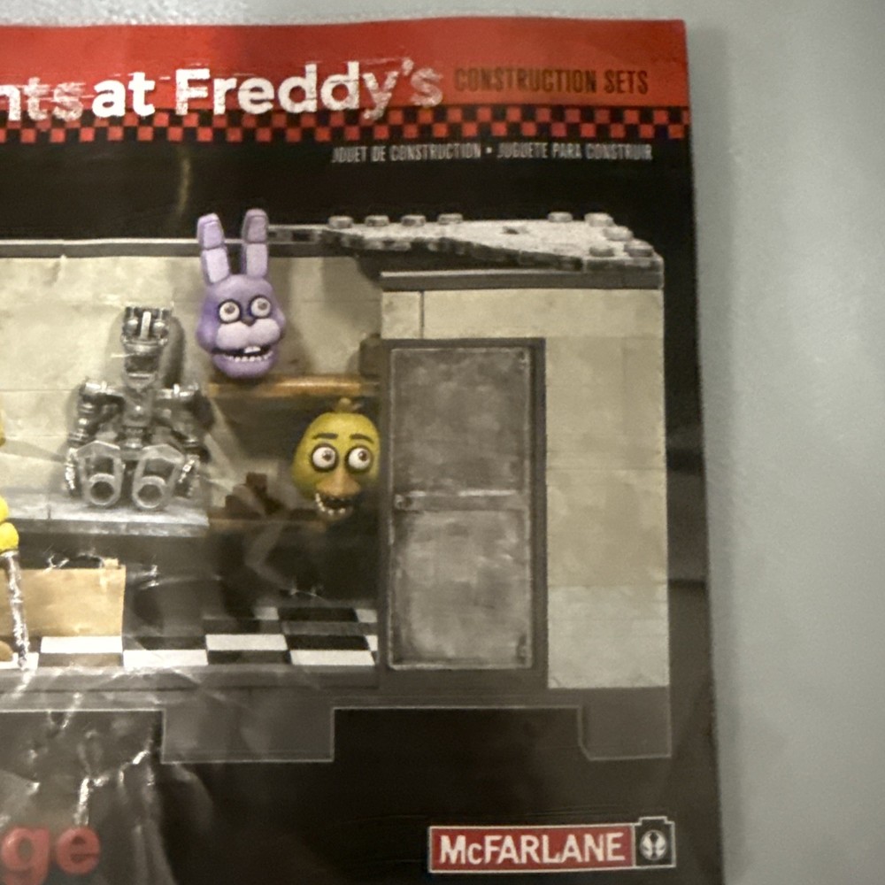Five Nights At Freddie’s Backstage Construction Set Instruction Booklet Manual