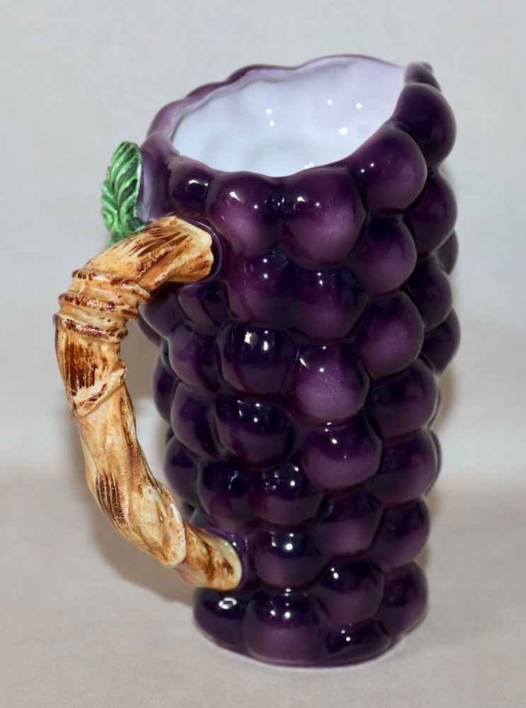 Lefton Grape Cluster Handled Pitcher #641 Red Foil Sticker 1953 - 1971