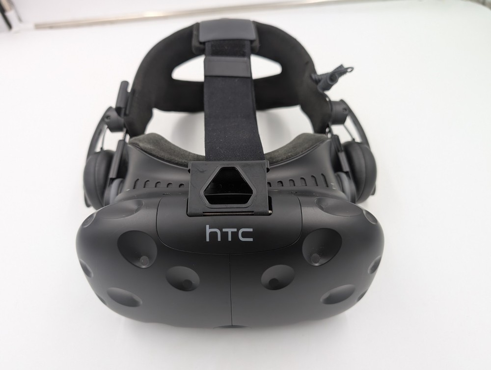 HTC Vive Virtual Reality Replacement Headset Only (260094)