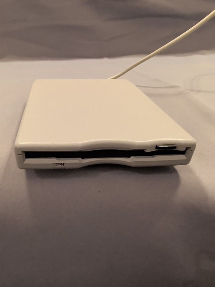 Smart Disk Mitsumi D353FUE USB External Floppy Disk Drive FDUSB-TM2