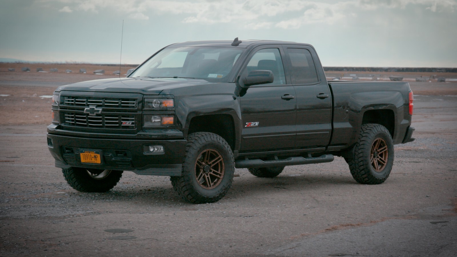 3" Front and 2" Rear Leveling lift kit for 2007-2019 Chevy Silverado Sierra GMC