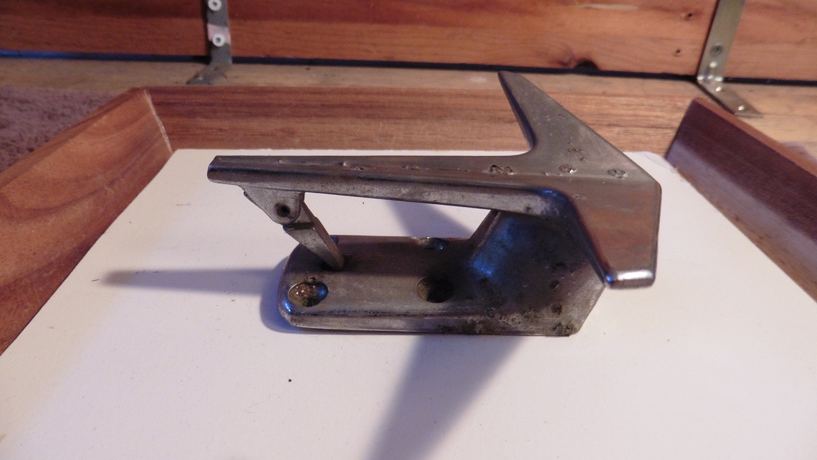 Vintage Chrome Boat Cleat Aerodynamic Bow Fender Anchor Shaped Mount