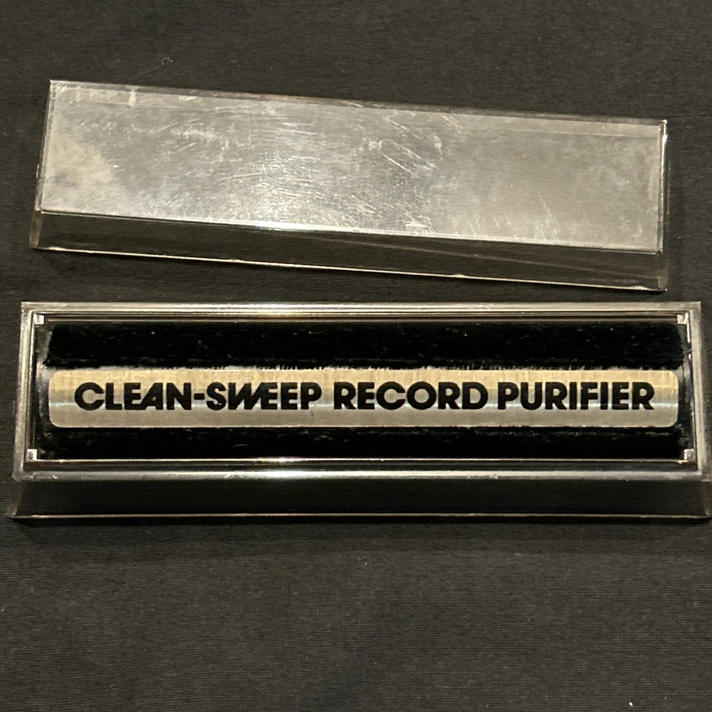 Vintage CLEAN SWEEP Record Purifier W8