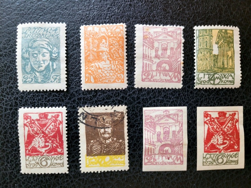 Central Lithuania: 42 Diff Mostly Mint, 1920-22, Scott Catalog Value $ 33.35